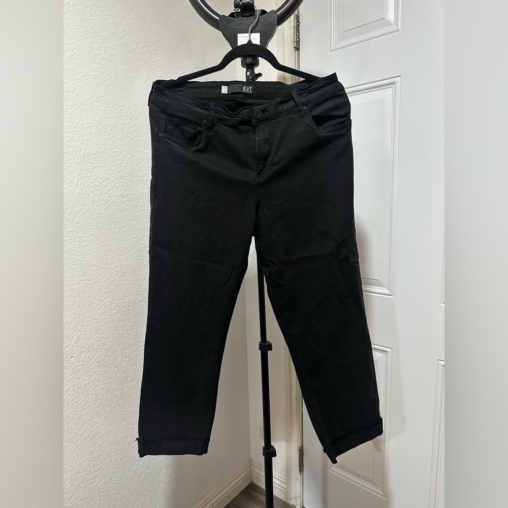 BLACK JEANS